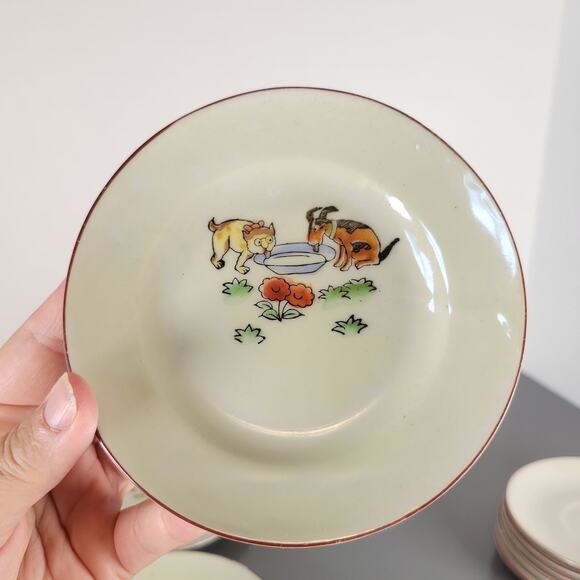 Vintage Japan Child Tea Set Cat Dog Design Teapot Cups Saucers Plates 16 Pc - Picture 7 of 16